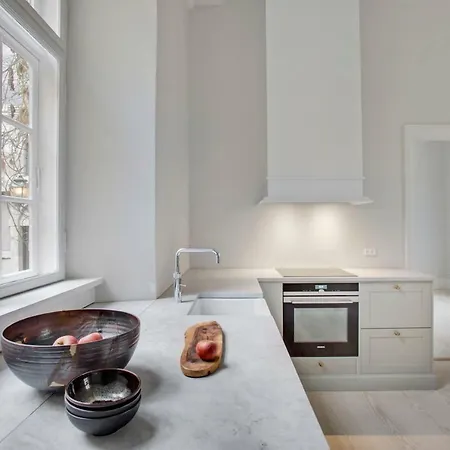 Spectacular City Centre Apartment